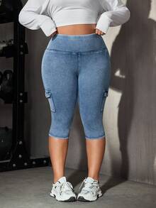 SHEIN Essnce Calça Jeans Cropped Slim Fit Casual com Bolsos Cargo para Mulheres Plus Size - Preto - Visão 5