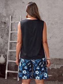 EMERY ROSE Plus Size Solid Color Minimalist Tank Top And Tropical Plant Print Pocket Shorts 2 Pieces Set - Multicolor - View 2