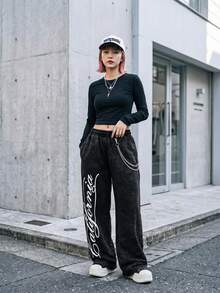 Flirla 復古酸洗做舊側邊英文印花寬鬆寬腿收口運動休閒長褲 - 黑色 - 查看 5
