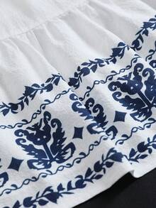 Louniche Vestido corto de mujer de una sola pieza para verano, cuello en V, azul & blanco, vintage bordado, manga acampanada, cintura alta, bajo con volantes en capas, estilo bohemio para vacaciones y playa - Multicolor - Ver 6