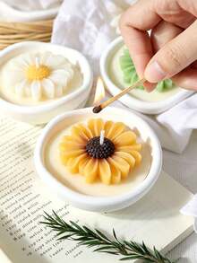 Cirelle 1pc Daisy Flower Scented Candle In Plaster Jar, Cute Sunflower Soy Wax Candle, Decorative Floral Aromatherapy Candle For Home Decor, Birthday & Holiday Gift - multicolor - View 2