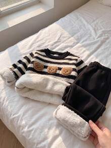 SHEIN Playful Pals 新生兒男嬰女嬰運動衫慢跑褲套裝，可愛黑白黑熊貼布繡，抓絨長袖圓領加厚冬季羅紋款 - 黑與白 - 查看 7