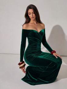 Firerie Solid Color Velvet Off Shoulder Ruched Waist High Slit Bridesmaid Dress, Elegant Long Sleeve Dress Wedding Fall - Green - View 3