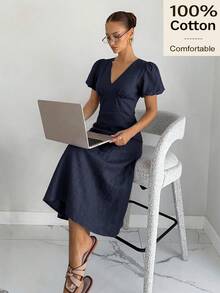 Siren Gaze Gaun Panjang Elegan Wanita Warna Polos Leher V Lengan Pendek Motif Kelopak Bunga - Navy Blue - View 2