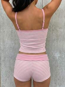 SHEIN EZwear 夏季對比色條紋細肩帶上衣與短褲套裝 - 粉色 - 查看 2