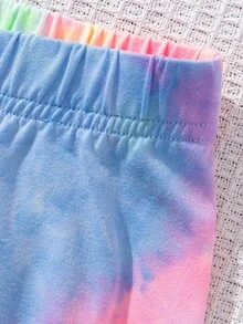 SHEIN Leap Crew 卡哇伊卡通蓝兔露露与史迪奇图案，清新扎染，少女休闲极简短袖短裤两件套，适合夏季、返校季、度假风、阳光之旅、休闲春装、夏日度假、家庭时光、可爱的Y2K椰子女孩波西米亚风春假、早午餐宝宝蓝女孩之旅、霓虹海滩风情、波西米亚嬉皮音乐节 - 彩色 - 查看 6