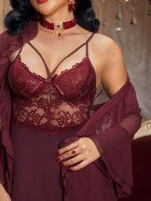 PinupPomp Women Elegant & Sexy Solid Color Lace Patchwork Spaghetti Strap Nightgown & Robe Set - Maroon - View 5
