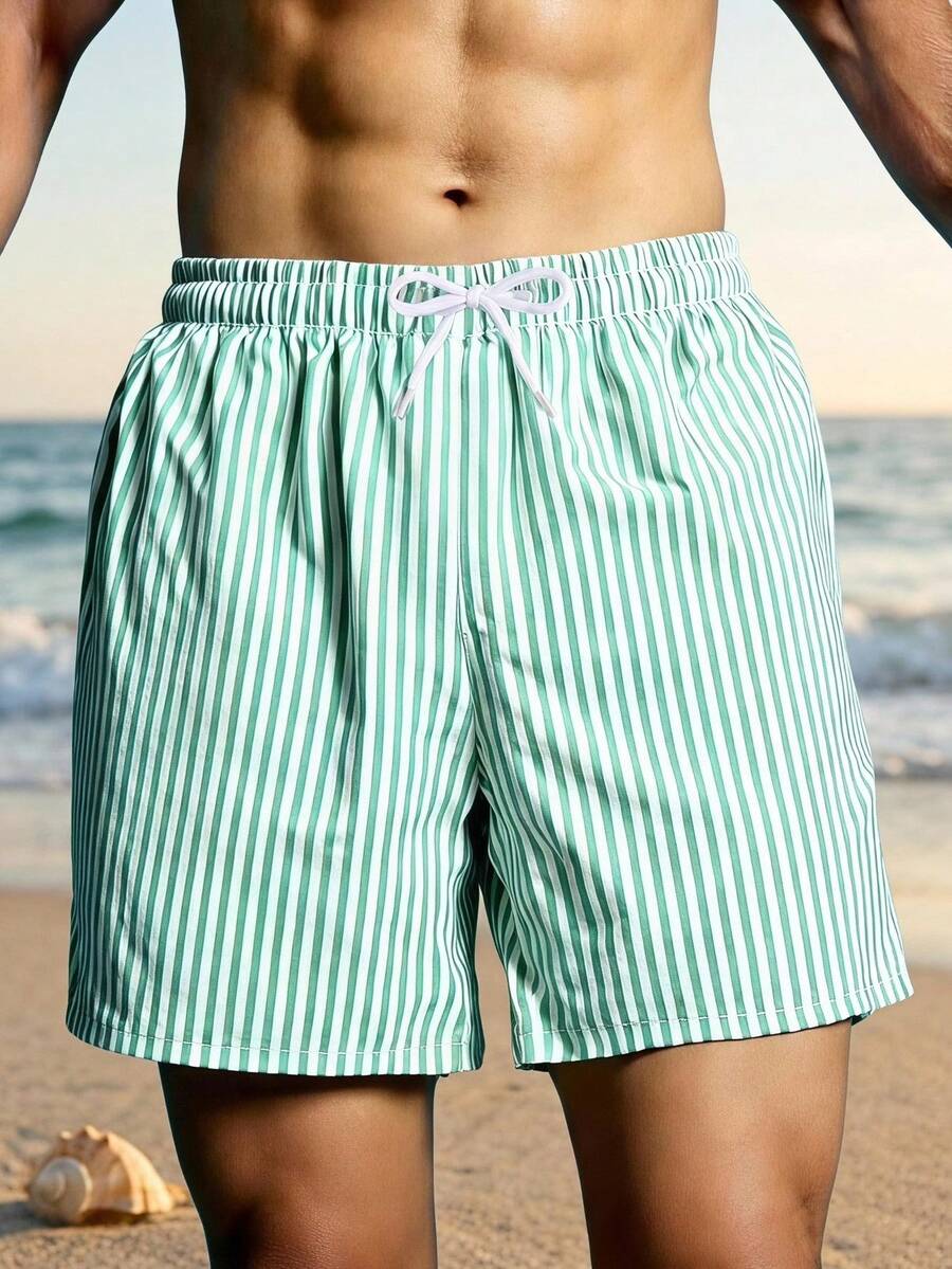 SHEIN 青少年男孩夏季海滩度假条纹印花抽绳腰宽松泳裤 - 綠色 - 查看 1
