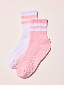 Aralina Pilates Princess Aesthetic (Straight Edge) 復古條紋羅紋針織襪，可愛愛心防滑底，休閒運動風 2 入組，鞋底印有防滑 Logo，適用瑜伽、皮拉提斯、健身房運動 - 粉色+白色 - 查看 6