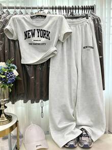 青少年女孩休閒極簡風 NEW YORK 圖案淺灰色修身短袖短版上衣搭配寬鬆長褲，2件套度假夏季穿搭，適合春夏，舒適春夏風格 - 白色 - 查看 2