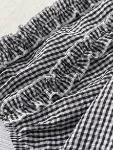 SHEIN CURVE+ Plus Size Women's Plaid Round Neck Short Sleeve Ruffle Hem Casual Shirt - Black and White - View 6