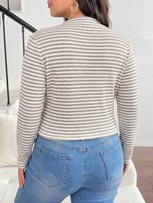 SHEIN Frenchy Camiseta de talla grande con cuello alto, fruncida y de corte ajustado - Multicolor - Ver 5