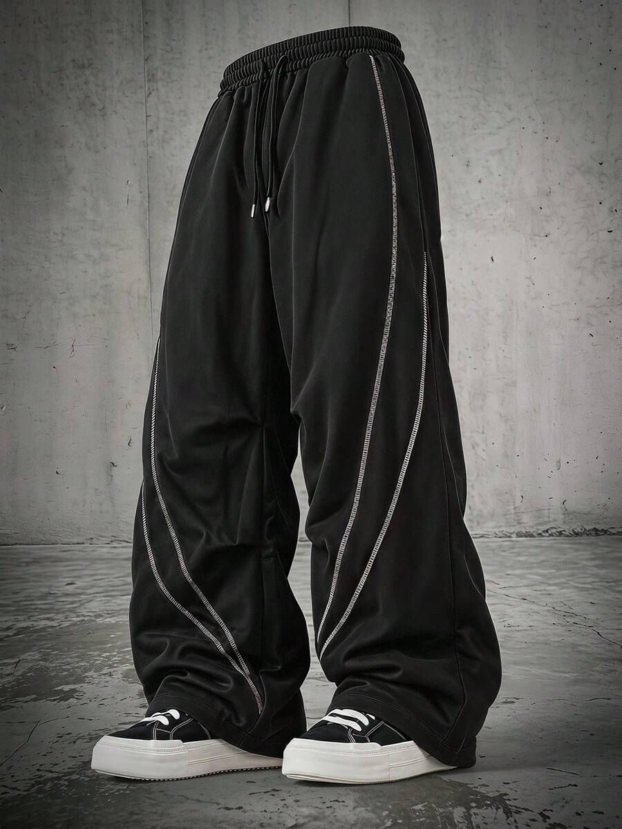 AXEPEAK Men's Contrast Stitching Warm Sweatpants - Black - View 1