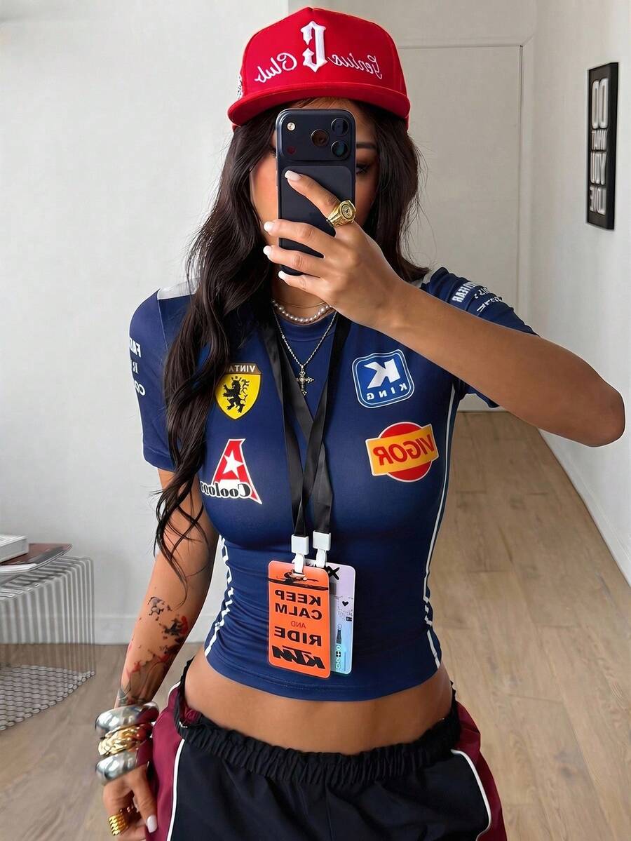 Coolane 夏季女款街頭風外出休閒圖案時尚遊戲日圓領修身短版深藍色T恤，夏季女款，夏季上衣 - 藏蓝色 - 查看 1