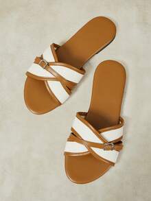 Styleloop Women's Flat Sandals Summer Open-Toed Bohemian Vacation Sandals Wear Soft-Soled Slippers - Brown button. - View 2