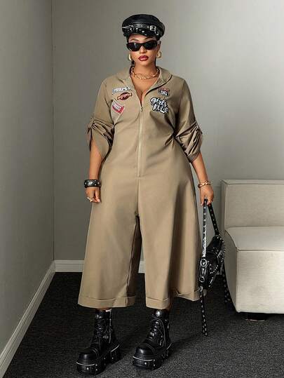 Mawevolt Jumpsuit Kerja Wanita Ukuran Plus dengan Patchwork Lencana Vintage, Kerah Lipat, Resleting Depan, Lengan Gulung, Pinggang Elastis, dan Celana Capri Khaki Kaki Lebar
