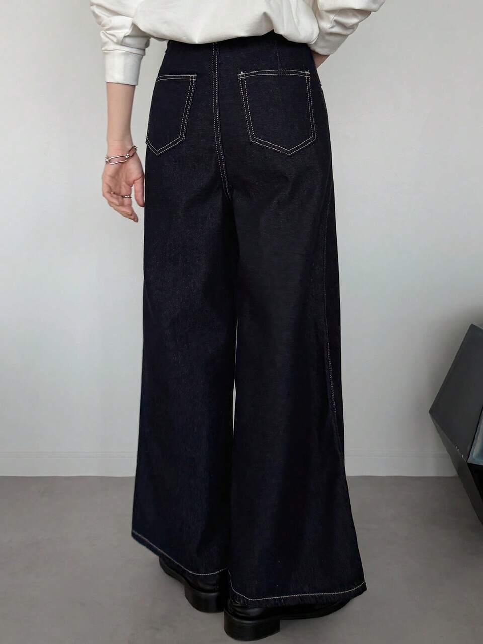Women's Fashion Versatile Button Pocket Loose Denim Jeans Streetwear