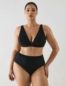 YARNWELL Plus Size Women's Solid Color Bikini Swimwear Top, Suitable For Summer Vacation And Beach - Black - View 4