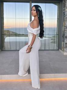 Vassilux White Asymmetrical Shoulder Crop Top And Casual Pants 2 Pieces Set For Women, Summer Elegant - White - View 3