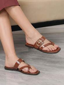 Sleekvia Ladies Comfortable Flat Wear-Resistant Versatile  Metal Outdoor Flip-Flops Slippers - Brown - View 4