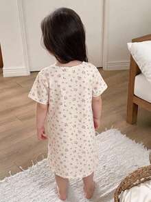 DAZY 女嬰圓領全身花卉印花舒適居家服幼兒 - 杏色 - 查看 2