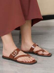 Sleekvia Ladies Comfortable Flat Wear-Resistant Versatile  Metal Outdoor Flip-Flops Slippers - Brown - View 1