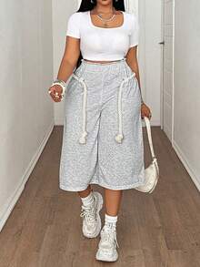 SHEIN CURVE+ Women's Plus-Size Summer Casual Sportswear Grey Sweatpants, Capri Design, White Chunky Rope Detailing, Suitable For Everyday Casual Wear, Versatile Item, Sportswear. - Grey - View 3