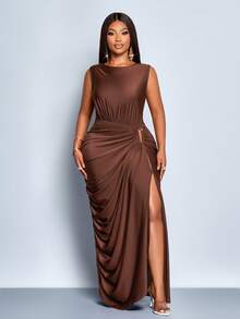 SHEIN PETITE CURVE “女士短款优雅纯色褶皱镂空时尚金属环扣独特设计抽褶开衩无袖长款连衣裙，适合秋冬季、休闲、派对、伴娘、万圣节、圣诞节、新年夜、节日服装、新年服装、圣诞派对女士冬季服装、感恩节女士服装” - 咖啡棕 - 查看 4
