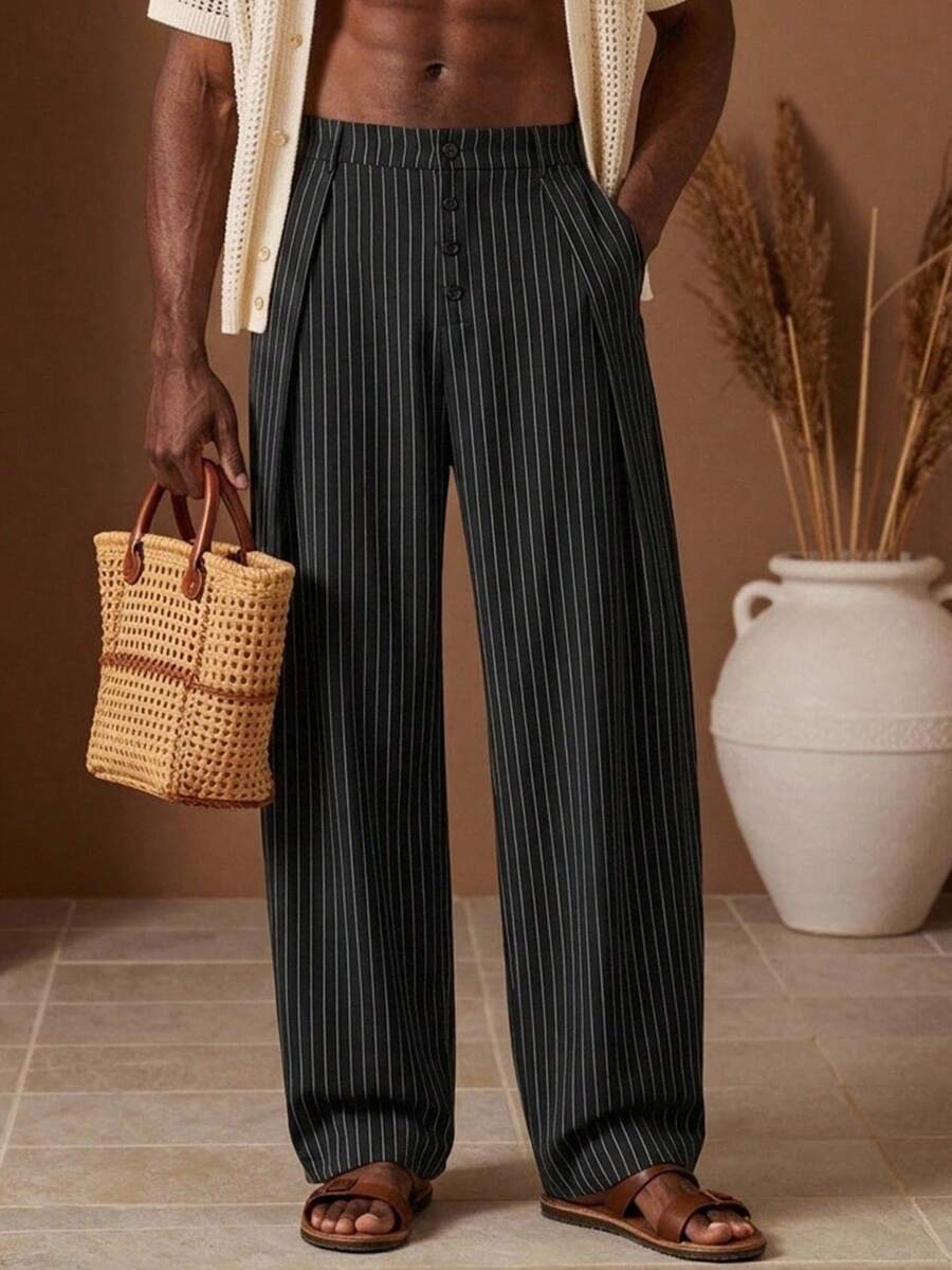 HIMLAND Pantalones de hombre a rayas negras con pliegues, corte holgado casual con cierre de botones para uso diario con estilo, pantalones de corte holgado de moda grunge con bolsillos inclinados, urbano, trabajo