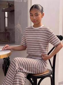 Tween女孩 2件組條紋T恤套裝 休閒百搭街頭風 - 棕色 - 查看 1