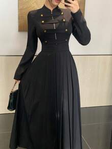 Joudiya Vestido largo elegante para mujer de estilo militar, negro, de otoño, con cuello alto pequeño, manga larga, doble botonadura con botones metálicos, falda plisada completa y cintura ceñida, ideal para ir a la oficina y citas - Negro - Ver 4