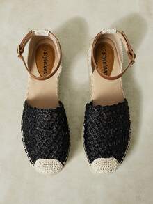 Styleloop Ladies Retro Black Vacation Style Hollow Woven Pull-Up Belt Hemp Rope Platform Shoes - Black - View 2