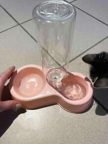带饮水器的双碗宠物喂食器 - 塑料猫狗食盘套装，柔和便携设计，防漏 - 彩色 - 查看 6