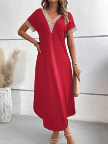 SHEIN LUNE 撞色蕾丝开叉大腿 T 恤连衣裙，适合新年服装长款女装 - 紅色 - 查看 3
