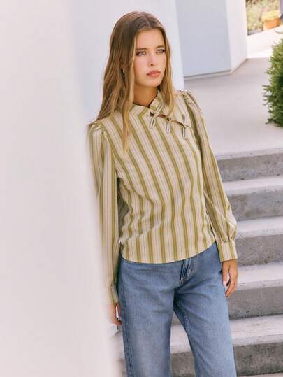 Nöista Womenswear Stripped Blouse In Fall Winter Colors, With A Neck Closing With Oriental Buttons In The Front, Perfect For Fall Winter Outfits