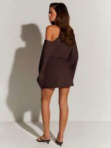 Athîral Vestido mini minimalista y cómodo con cuello asimétrico, adecuado para uso diario - Marrón - Ver 5
