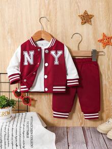 SHEIN Playful Pals 新生兒休閒學院風拼接字母印花夾克與純色長褲套裝，時尚百搭運動學院風，復古運動校園風，男嬰秋季日常戶外活動套裝，活力百搭 - 紅色 - 查看 7