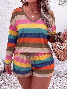 SHEIN LUNE Setelan 2 Potong Kasual Modis Model Basic Leher V Motif Garis Retro Warna-warni Atasan Lengan Panjang & Celana Pendek Ukuran Plus - MultiWarna - View 4