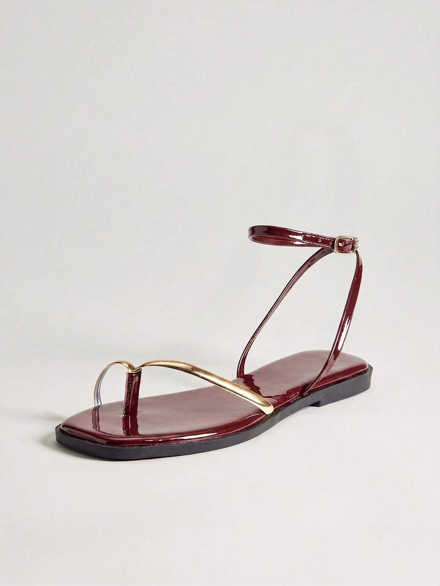SHUZIA #UrbanLuxe 女士电镀金 TPU 绑带酒红色踝带环趾平底凉鞋 – 优雅、简约、奢华的日常风格。 - 酒紅色 - 查看 1