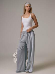 Musera Sport Contrast Colour Side Stripe Elasticated Waist Loose Fit Wide Leg Jogger Daily Casual Pilates Gym Sport Active - Grey - View 1