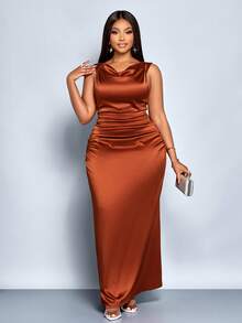 SHEIN PETITE CURVE فستان حفلات أنيق للنساء بلون أحادي مع رقبة متدلية ومطوي بدون أكمام، مناسب تماماً للمناسبات الرسمية - بني - مشاهدة 8