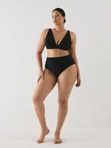YARNWELL Plus Size Women's Solid Color Bikini Swimwear Top, Suitable For Summer Vacation And Beach - Black - View 7