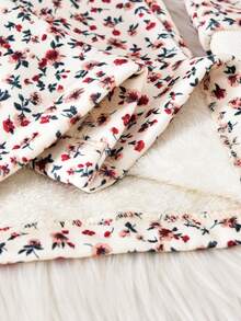 SHEIN Vintaside Kids 青少年女孩連帽厚抓絨復古花卉中長版外套，返校季秋冬休閒日常穿著 - 杏色 - 查看 7