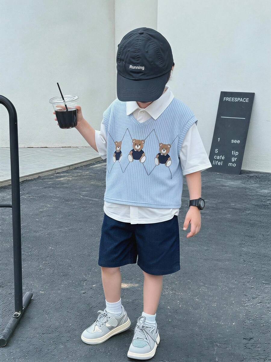 SHEIN Little Byeori 3件套儿童/青少年/女孩可爱小熊印花蓝色无袖背心、白色短袖衬衫和藏蓝色短裤套装，适合春夏季节日常穿着、上学、户外活动和运动。