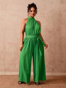 Slaydiva Plus Size Solid Color Halter Neck Jumpsuit For Vacation And Casual Wear - Green - View 12
