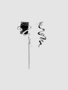 MortiRose Silver Serpentine Asymmetric Left And Right Different Spade A Retro Earrings - Silver - View 5