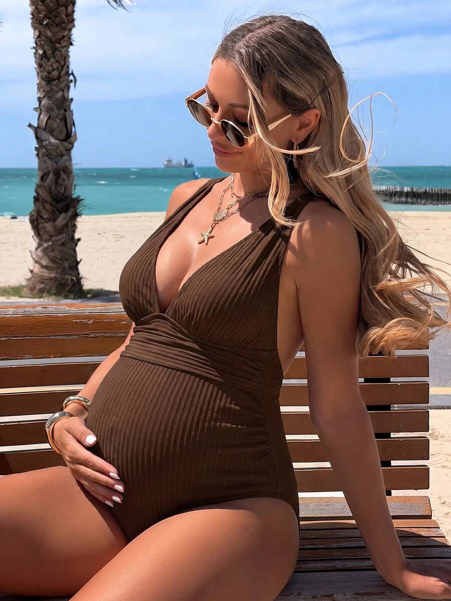 Swim Vcay Baju Renang Terusan Berpotongan V Dalam Berwarna Polos dengan Detail Kerut, Model Modis untuk Ibu Hamil, Baju Renang Penutup Penuh, Pakaian Liburan Musim Panas di Pantai dan Resor - Coklat - View 1