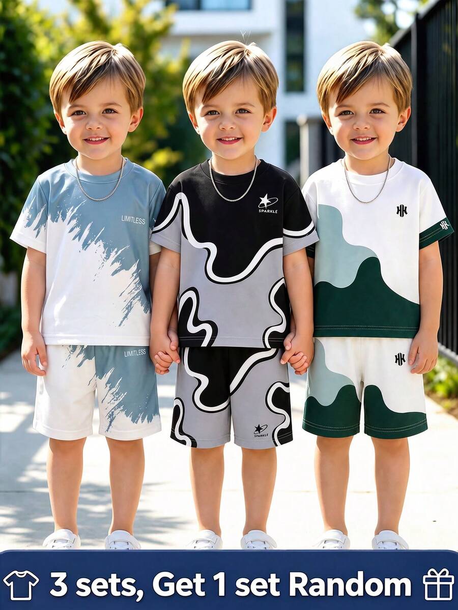 SHEIN Streecool Kids 男童「LIMITLESS」字母印花霧藍色與奶油白雙色對比刷筆潑墨字母短袖套裝,兒童夏季運動休閒軟針織T恤與短褲兩件套,上下套裝設計,運動風男童T恤套裝 - 彩色 - 查看 1