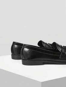MOTF PREMIUM WOMEN'S AUTUMN AND WINTER BLACK LOAFERS RETRO BRITISH STYLE FASHIONABLE AND COMFORTABLE FLAT SHOES - Black - View 9