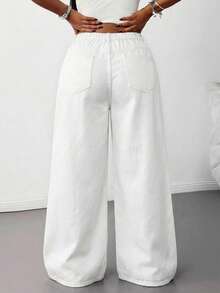 SHEIN Tall CURVE Plus Size Women Loose Fit Pockets Wide Leg Casual Jeans - White - View 2